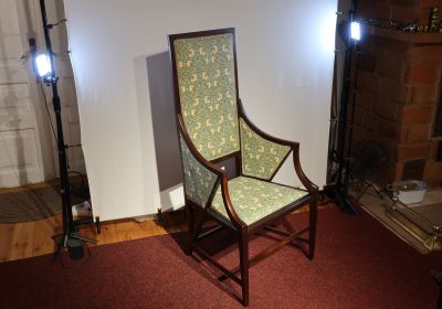 Kėdės, sofos
